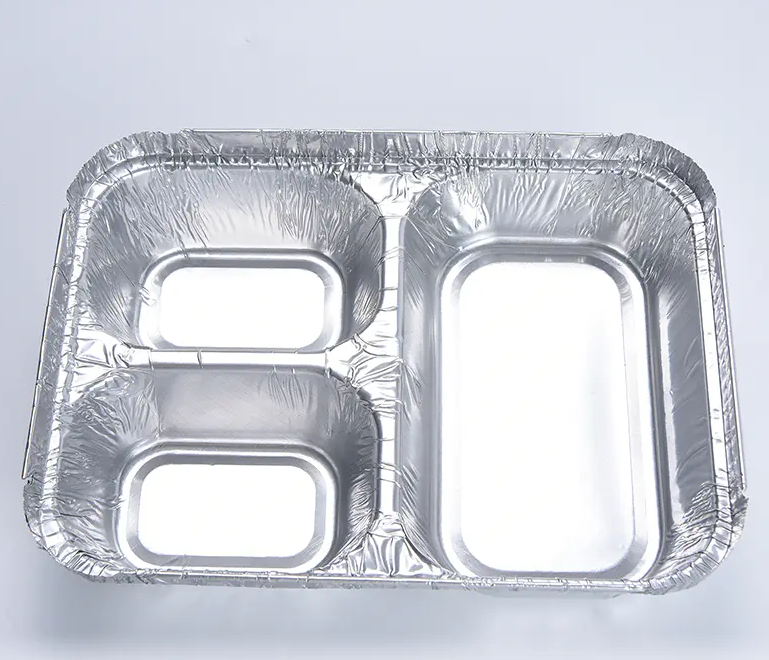 アルミホイルの食器の使用は本当に健康ですか？